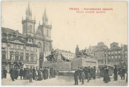 Staroměstské náměstí