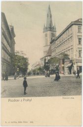 Průhled Štěpánskou ulicí ke kostelu sv. Štěpána.