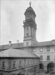 Praha, Klementinum, astronomická věž, kolem 1907