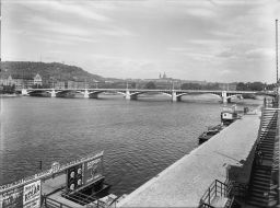 Praha, Jiráskův most a přístaviště, kolem 1932