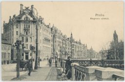 Riegrovo nábřeží s elektickými a secesními domy 1906