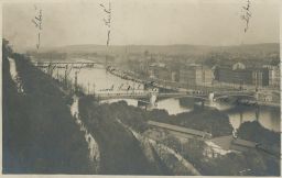Pohled z Letné na Staré město kolem roku 1912.