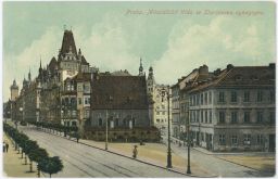 Mikulášská třída se Staronovou synagogou.