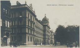 Praha Smíchov Štefánikovy kasárny dnes justiční palác Fotofon 1922