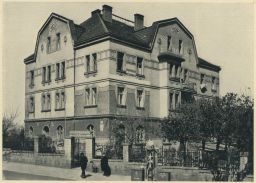 Praha Smíchov Kavárenská restaurace "Na vinici krále Václava IV" benzinová pumpa