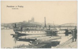 Praha Vyšehrad železný most lodě přístaviště lidé