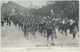 Praha odchod na frontu nakl. Krátkoruký 1914