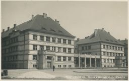 Praha Bubeneč Obecná a občanská škola chlapecká a dívčí 30. léta