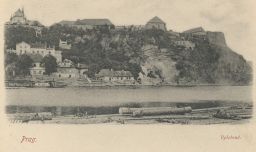 Praha Vyšehrad skála před tunelem