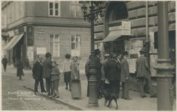 Praha III. Chotkova Papír, inserty, noviny G. Soukup