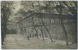 Velkopřerovské náměstí s Lennonovou zdí.
