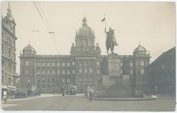 Národní muzeum a pomník svatého Václava