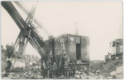 Lokomotiva železnice Praha pravděpodobně Strahov stavba stadionu 1926