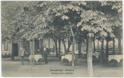 Zahradní restaurace Senohraby Hrušov 1905