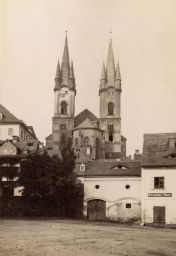 Cheb, kostel sv. Mikuláše a Alžběty, od východu