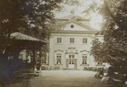 Teplice, Zahradní dům v zámecké zahradě