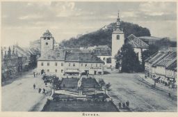 Beroun - náměstí, auto, autobus, Baťa