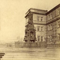 Pomník Karla IV., polovina stereofotografie