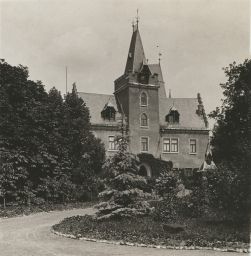 Zámek Červený Hrádek, polovina stereofotografie