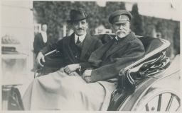 Masaryk v kočáře