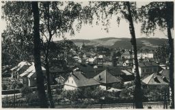 Valašské Meziříčí celkový pohled domky od trati Grafo Čuda 30. léta