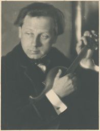 Houslový virtuos Jan Kocián ateliér Vaněk Galerie vynikajících osobností