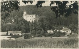 Malenovice Zlín Gottwaldov hrad celkový pohled Orbis