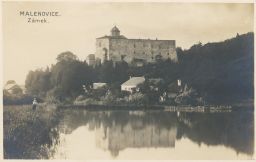 Zlín Malenovice zámek hrad rybník dítě Foto-Fon