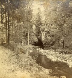 Výtok Punkvy, polovina stereofotografie