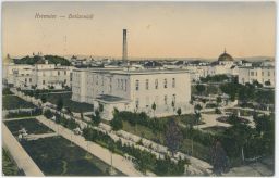 Kroměříž nemocnice blázinec léčebna chovanci v zahradách 1914