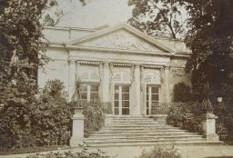 Teplice, pavilon v zámecké zahradě