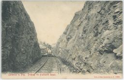 Železnice Lomnice nad Popelkou průkop ve Fučíkově kopci Semily