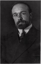? V .R. Vilshau, houslista (není jednoznačně určeno)