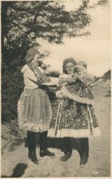 Etnografie moravské kroje Hluk Uherský Ostroh Uherské Hradiště foto Švec