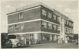 Zlín Baťa Baťova nemocnice auta Grafo Čuda 1940