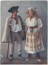 Etnografie kroje Čičmany Slovensko Muž a žena z Čičman