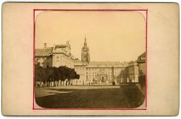 Hradčanské náměstí a 1. hradní nádvoří, kolem 1878