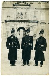 Stráž Pražského hradu, kolem 1908