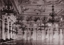 Španělský sál na Pražském hradě,pohled od západu, kol 1890, kabinetka