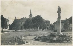 Hulín Kroměříž pomník 30. léta