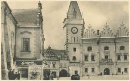 Tábor náměstí Safrapovy uzeniny a konservy