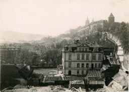 Staré zámecké schody v Praze, kolem 1910 ?, kontakt 13 x 18 cm