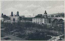 Železnice nádraží park Praha Wilsonovo nádraží