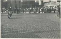 Zlín Gottwaldov Murzinova motocyklové závody Šestidenní 18.9.1955 malé foto