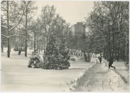 Gottwaldov Zlín park zima 1969