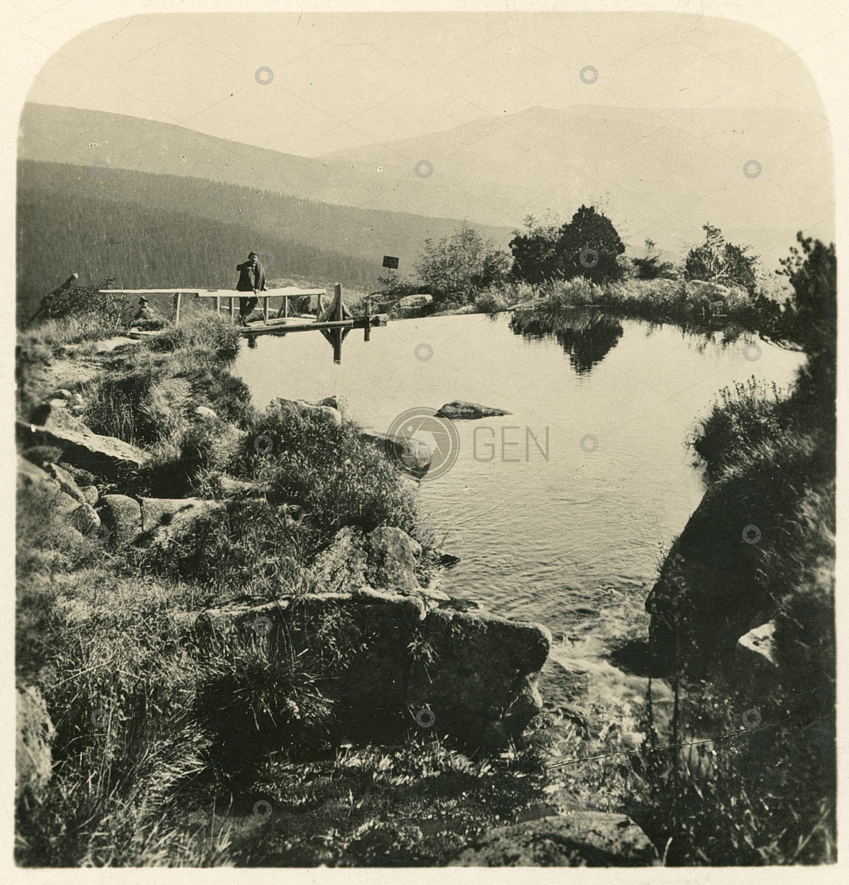 Krkonoše, Jezírko u Pančavského vodopádu, polovina stereofotografie